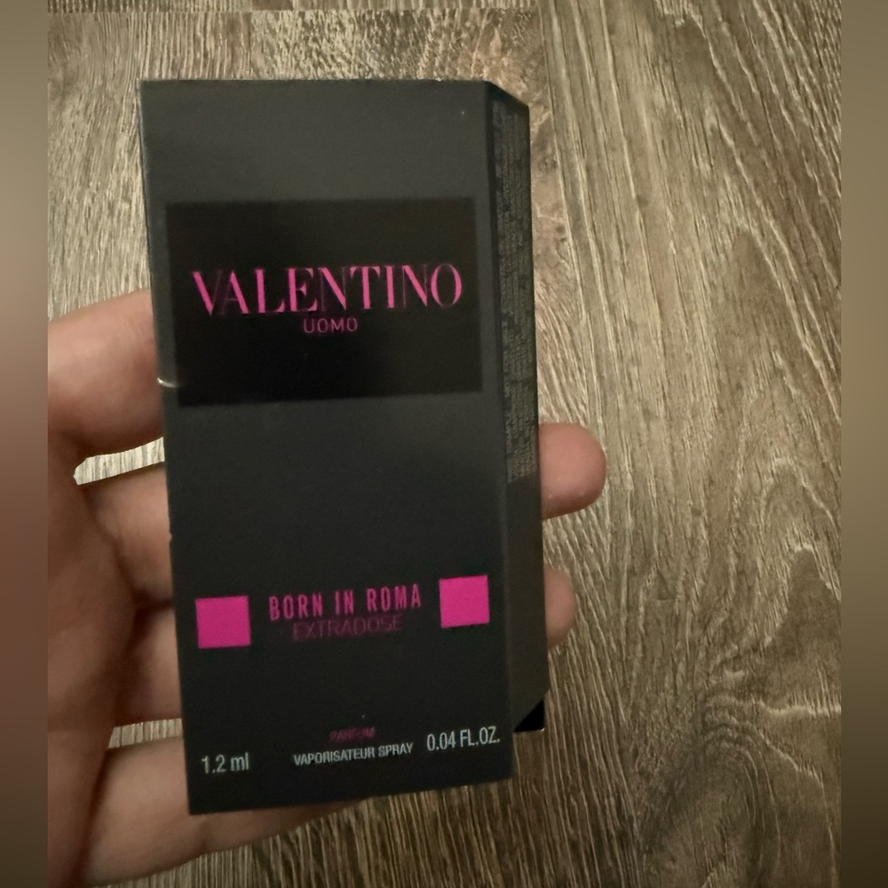 $5 add on -Valentino uomo fragrance sample